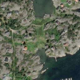 Satellite imagery of Fleskeskjær, NO