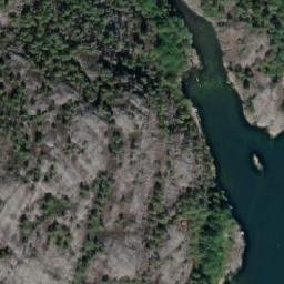 Satellite imagery of cairn, NO
