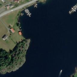 Satellite imagery of Bomodden, NO