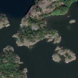 Satellite imagery of Flosternes, NO