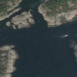 Satellite imagery of Fleskenes, NO