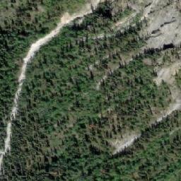 Satellite imagery of Split Top Mountain, CA