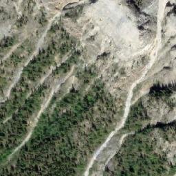Satellite imagery of Split Top Mountain, CA