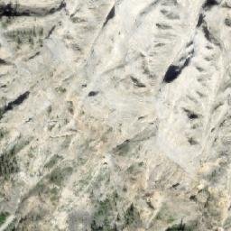 Satellite imagery of Split Top Mountain, CA