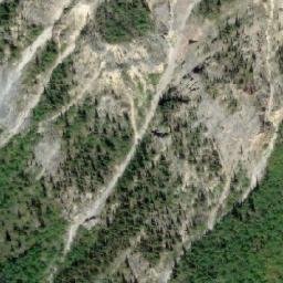 Satellite imagery of Split Top Mountain, CA