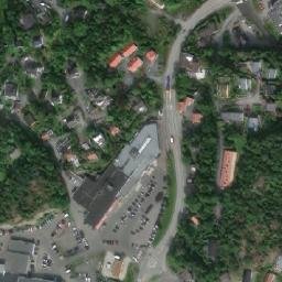 Satellite imagery of Strømsbuneset, NO
