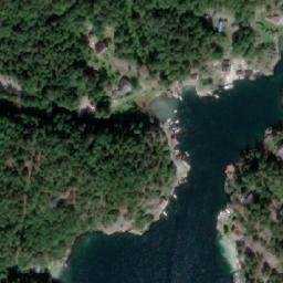 Satellite imagery of Lille Akkuraten, NO