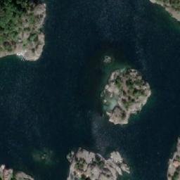 Satellite imagery of Lille Akkuraten, NO