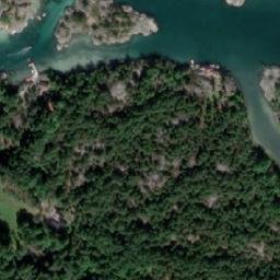 Satellite imagery of Lille Akkuraten, NO