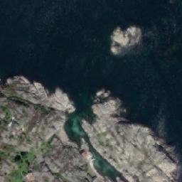 Satellite imagery of Småholmskjeret, NO