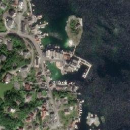 Satellite imagery of Vraget, NO
