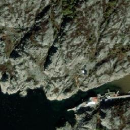 Satellite imagery of Lyröskaten, SE