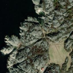 Satellite imagery of Lyröskaten, SE