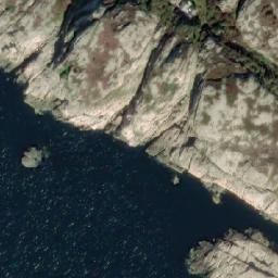 Satellite imagery of Måkeskjer, NO