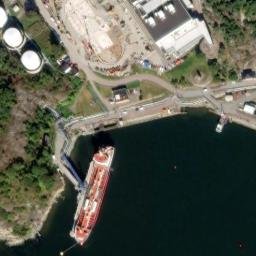 Satellite imagery of Rya Nabbe, SE