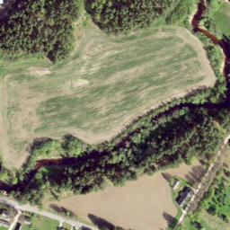 Satellite imagery of Raganu Klintis, LV