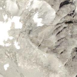 Satellite imagery of Bronlund Peak, CA