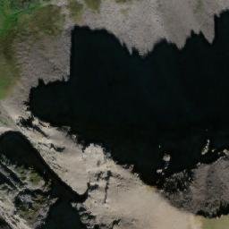 Satellite imagery of Mount Wright, CA