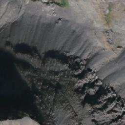 Satellite imagery of Mount Trygve, CA