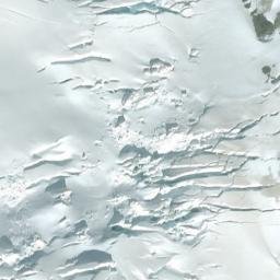 Satellite imagery of Mount Robertson, CA