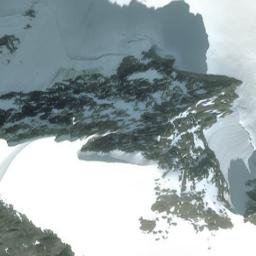 Satellite imagery of Mount Robertson, CA