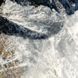 Satellite imagery of Ravenal Peak, CA