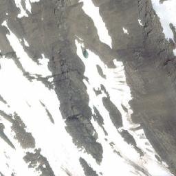 Satellite imagery of Chettleburgh Peak, CA