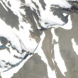 Satellite imagery of Chettleburgh Peak, CA