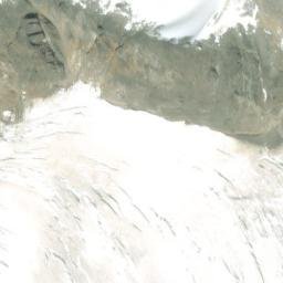 Satellite imagery of Mount Lindeborg, CA