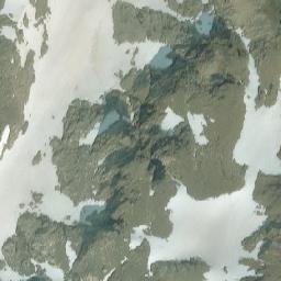 Satellite imagery of Entrance Peak, CA