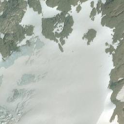 Satellite imagery of Entrance Peak, CA
