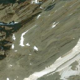 Satellite imagery of Entrance Peak, CA