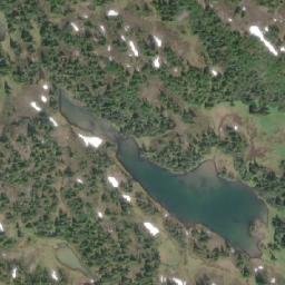 Satellite imagery of Kinskuch Peak, CA