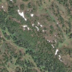 Satellite imagery of Kinskuch Peak, CA