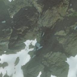Satellite imagery of Mount Evindsen, CA