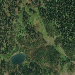 Satellite imagery of Mount Tom, CA