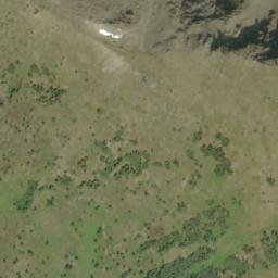 Satellite imagery of Mount Tom, CA