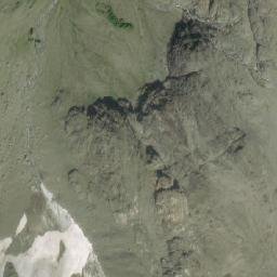 Satellite imagery of Mount Clashmore, CA