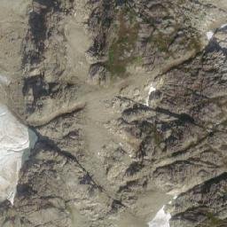 Satellite imagery of Mount Clashmore, CA