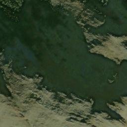 Satellite imagery of Howling Wolves Peak, CA