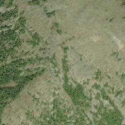 Satellite imagery of Howling Wolves Peak, CA