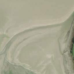 Satellite imagery of Rinnaraspy Point, IE