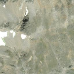 Satellite imagery of Mount Warne, CA