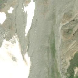 Satellite imagery of Mount Warne, CA