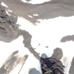Satellite imagery of Mount Knauss, CA