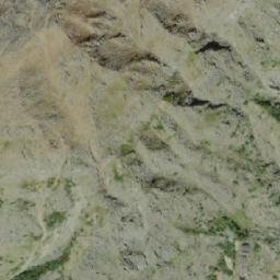 Satellite imagery of Maroon Mountain, CA
