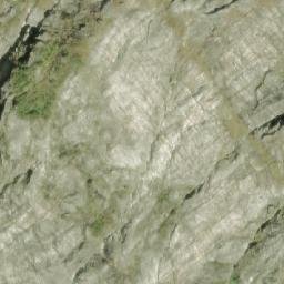 Satellite imagery of Mount Hodgkinson, CA