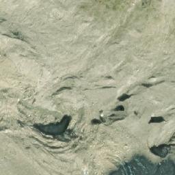 Satellite imagery of Mount Hodgkinson, CA