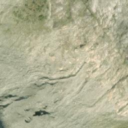 Satellite imagery of Mount Hodgkinson, CA