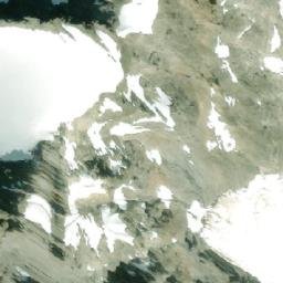 Satellite imagery of Weaver Peak, CA